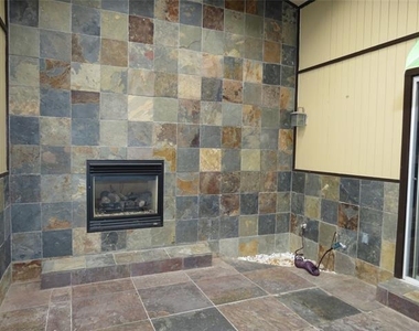 10505 Swallow Lane - Photo Thumbnail 11