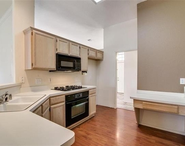 7210 Gillon Drive - Photo Thumbnail 7
