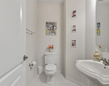 1336 Sw 3rd Court - Photo Thumbnail 9