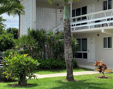 3205 Se 7th Street - Photo Thumbnail 17