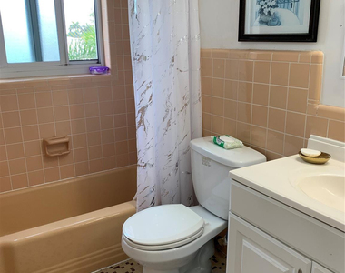 3205 Se 7th Street - Photo Thumbnail 7