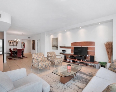 511 Se 5th Avenue - Photo Thumbnail 49