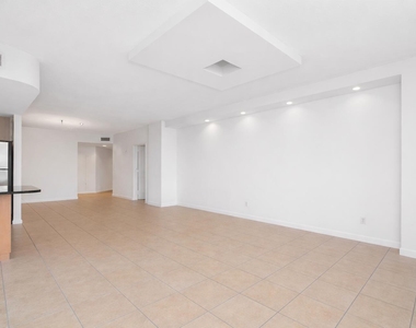511 Se 5th Avenue - Photo Thumbnail 48