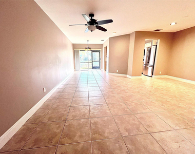 2246 Discovery Circle - Photo Thumbnail 1
