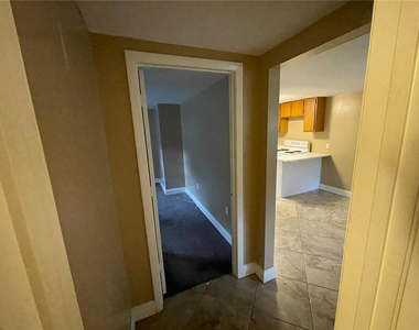 2318 Sw 17th Avenue - Photo Thumbnail 9