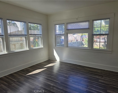 6126 Springvale - Photo Thumbnail 10