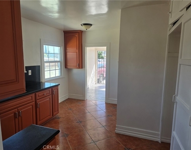 6126 Springvale - Photo Thumbnail 7
