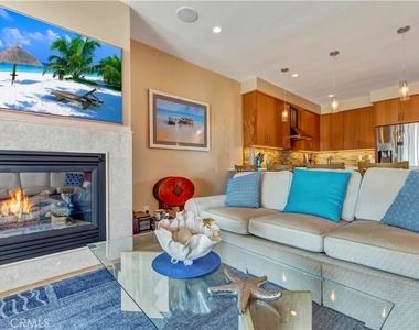 714 Cliff Drive - Photo Thumbnail 13
