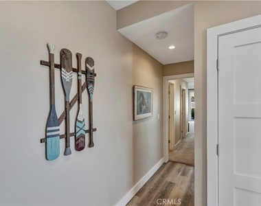 714 Cliff Drive - Photo Thumbnail 20