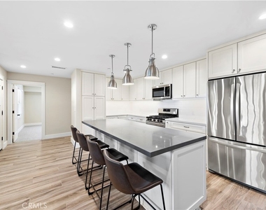 826 Cliff Drive - Photo Thumbnail 1