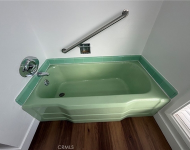 3590 Buchanan Street - Photo Thumbnail 31
