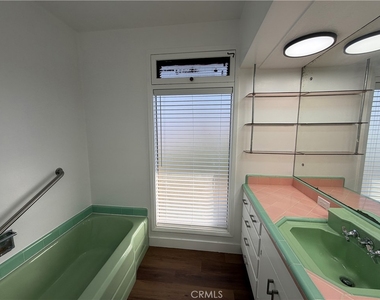 3590 Buchanan Street - Photo Thumbnail 29