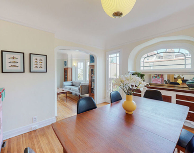 3627 Crestmont Avenue - Photo Thumbnail 7