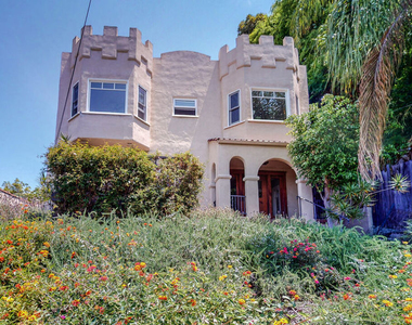 3627 Crestmont Avenue - Photo Thumbnail 44