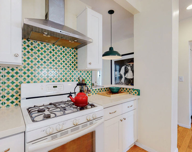 3627 Crestmont Avenue - Photo Thumbnail 12