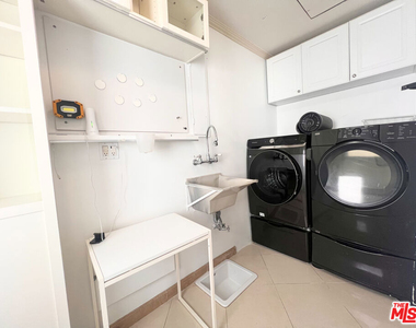 2652 S Bedford Street - Photo Thumbnail 9