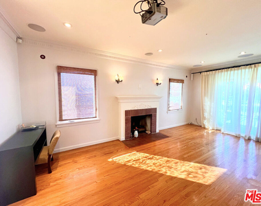 2652 S Bedford Street - Photo Thumbnail 3