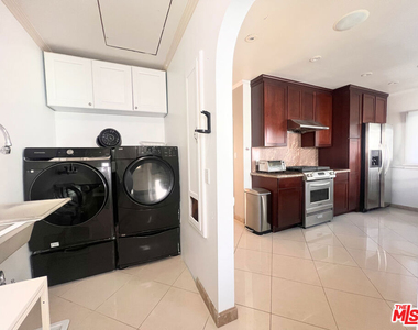 2652 S Bedford Street - Photo Thumbnail 10