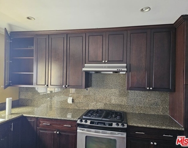 2737 S Robertson Boulevard - Photo Thumbnail 1