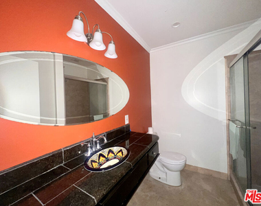 2737 S Robertson Boulevard - Photo Thumbnail 9