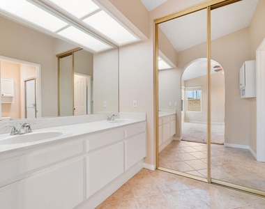 44030 Mariposa Court - Photo Thumbnail 21