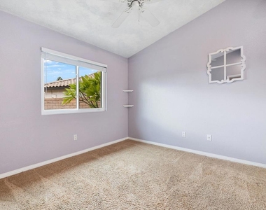 44030 Mariposa Court - Photo Thumbnail 18