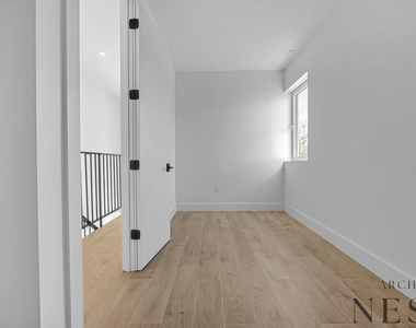 1696 Pacific Street - Photo Thumbnail 6