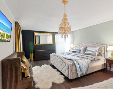6106 Royal Poinciana Lane - Photo Thumbnail 6
