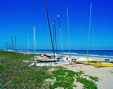 1725 Palm Cove Boulevard - Photo Thumbnail 15