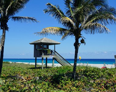 1725 Palm Cove Boulevard - Photo Thumbnail 18