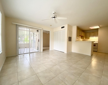 1725 Palm Cove Boulevard - Photo Thumbnail 3