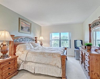 500 Uno Lago Drive - Photo Thumbnail 18