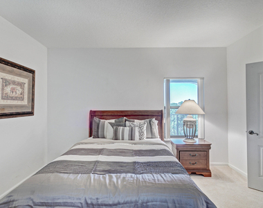 500 Uno Lago Drive - Photo Thumbnail 24