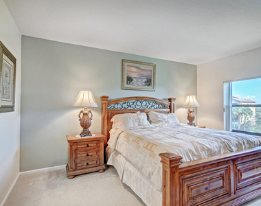 500 Uno Lago Drive - Photo Thumbnail 17