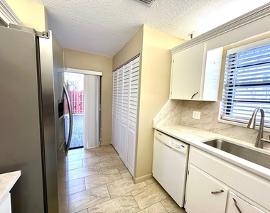 326 Jupiter Lakes Boulevard - Photo Thumbnail 22