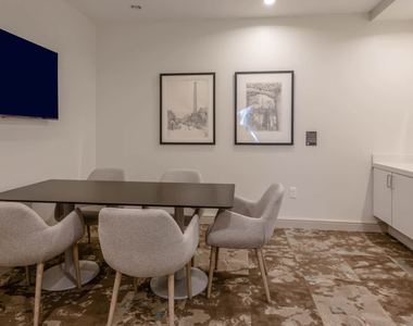70 Hope Ave - Photo Thumbnail 31