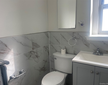 200 Claridge Avenue - Photo Thumbnail 3