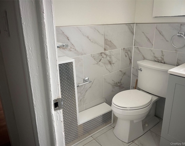 200 Claridge Avenue - Photo Thumbnail 9