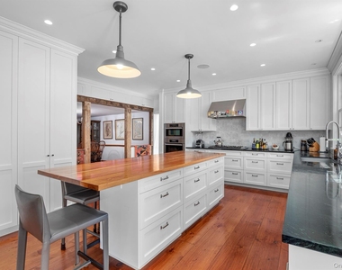 176 Schoolhouse Road - Photo Thumbnail 9