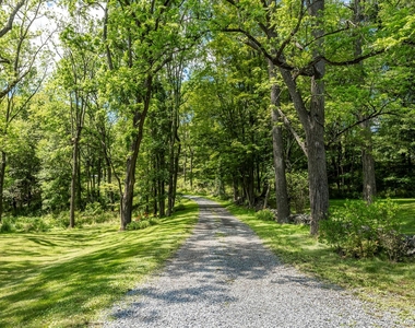 176 Schoolhouse Road - Photo Thumbnail 36