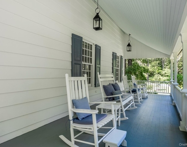 176 Schoolhouse Road - Photo Thumbnail 7