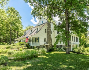 176 Schoolhouse Road - Photo Thumbnail 3