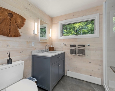 176 Schoolhouse Road - Photo Thumbnail 32