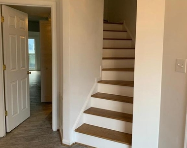 61 Quartz Road - Photo Thumbnail 5