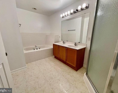 61 Quartz Road - Photo Thumbnail 10