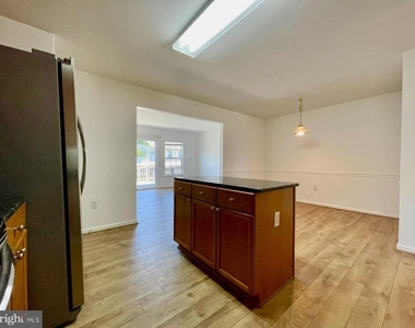 61 Quartz Road - Photo Thumbnail 1