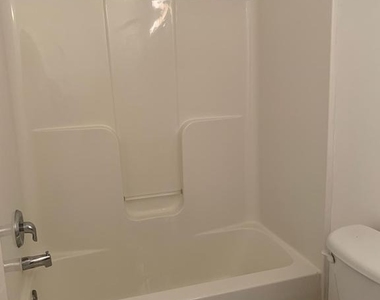 61 Quartz Road - Photo Thumbnail 10
