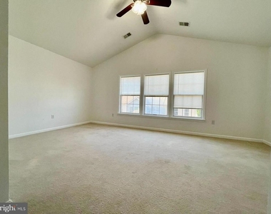 61 Quartz Road - Photo Thumbnail 9