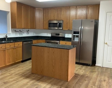 61 Quartz Road - Photo Thumbnail 8
