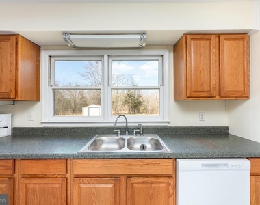 8430 Courthouse Road - Photo Thumbnail 7